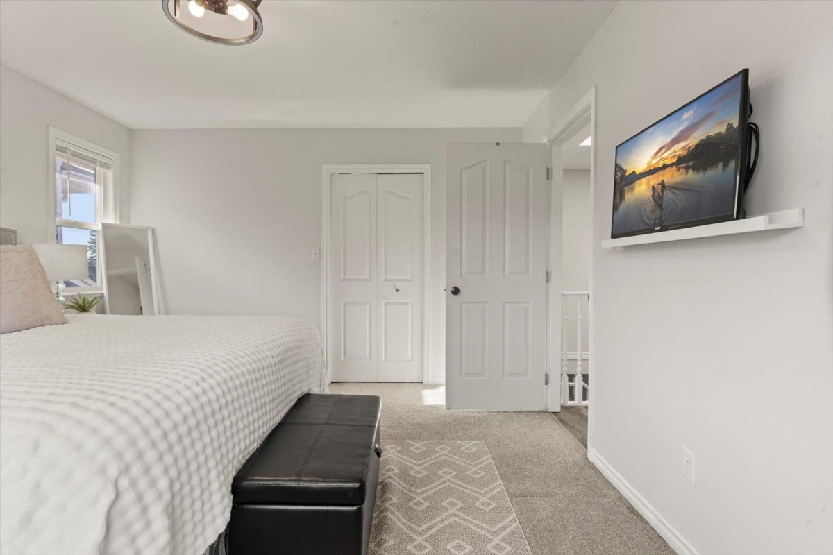 Basement Recreation Room Photo of 5690 Lindys Drive, Chilliwack, BC