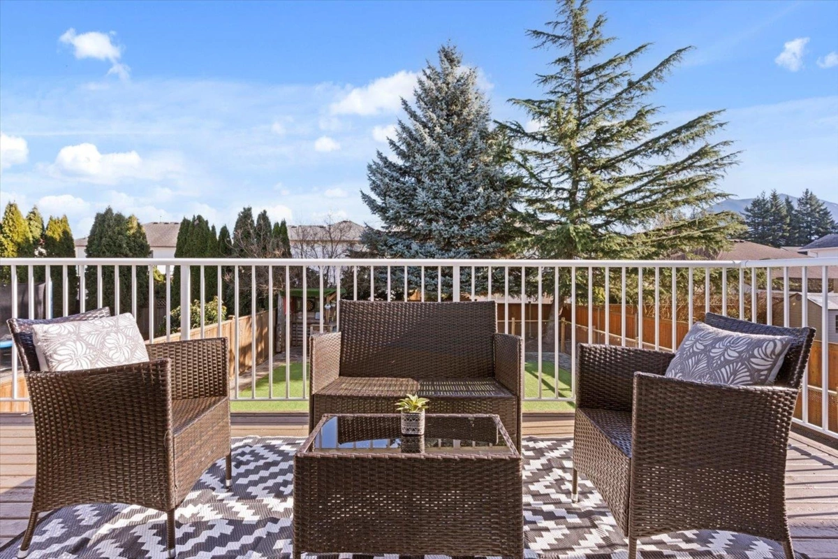 Outdoor Kitchen Photo of 5690 Lindys Drive, Chilliwack, BC
