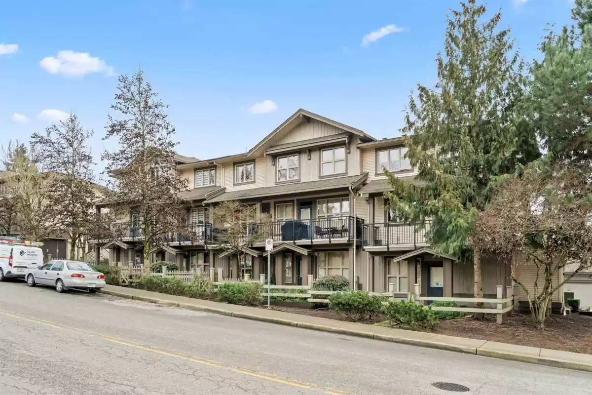 Garage Interior Photo of 3 20326 68 Avenue, Langley, BC