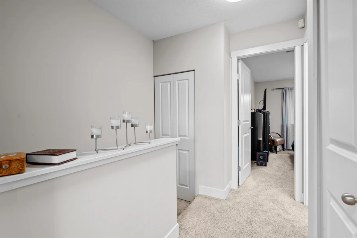 Guest Bathroom Photo of 3 20326 68 Avenue, Langley, BC