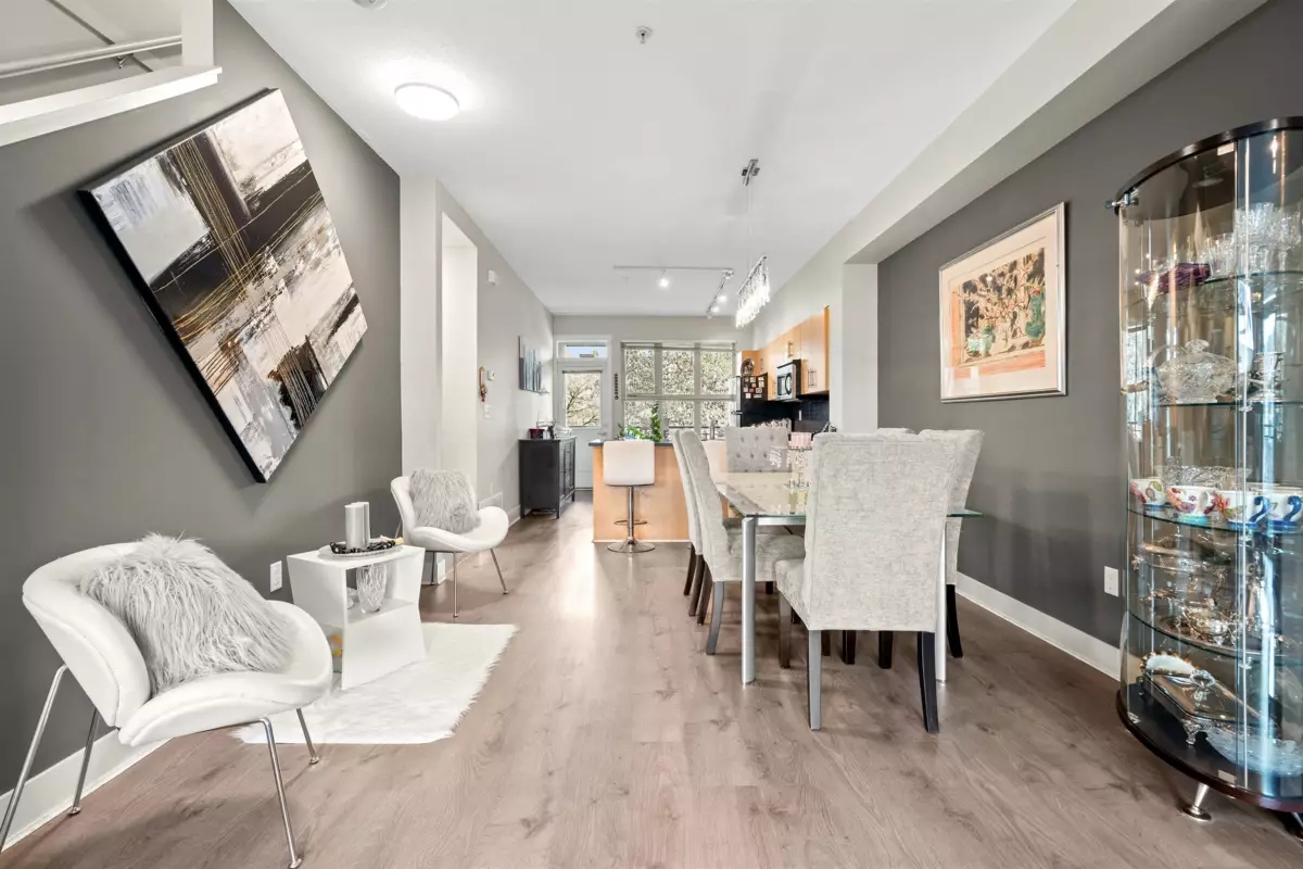 Primary Bathroom Photo of 3 20326 68 Avenue, Langley, BC