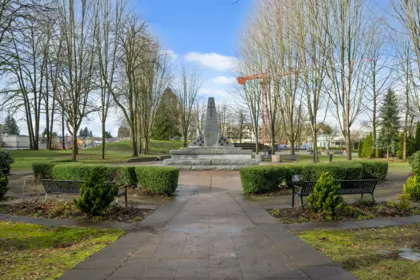 Garden / Landscaping Photo of 309 11950 Harris Road, Pitt Meadows, BC