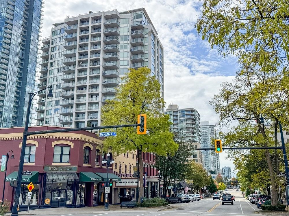 Family Room Photo of 1011 668 Columbia Street, New Westminster, BC