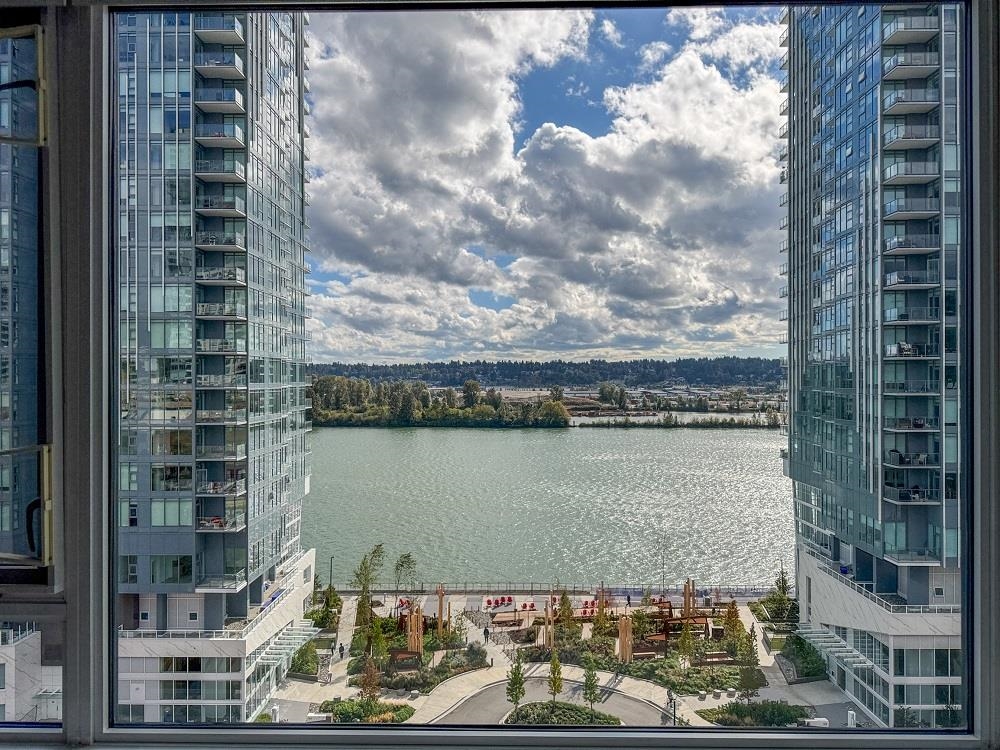 Outdoor Deck Photo of 1011 668 Columbia Street, New Westminster, BC