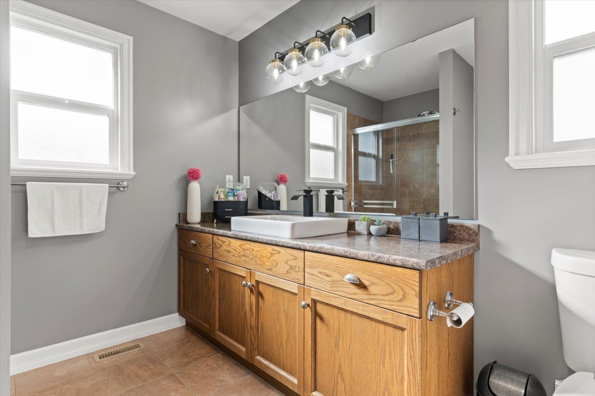 Laundry Room Photo of 29 46832 Hudson Road, Chilliwack, BC