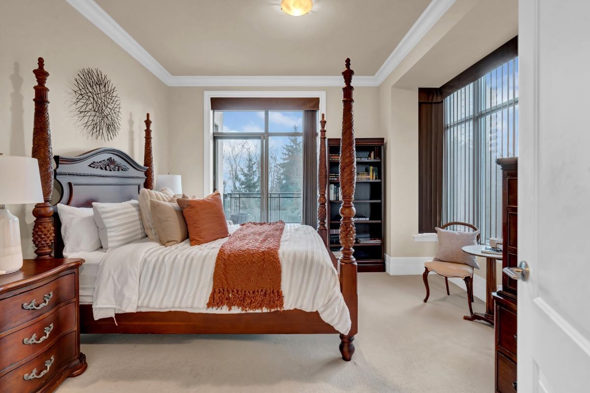 Guest Bathroom Photo of 401 568 Waters Edge Crescent, West Vancouver, BC