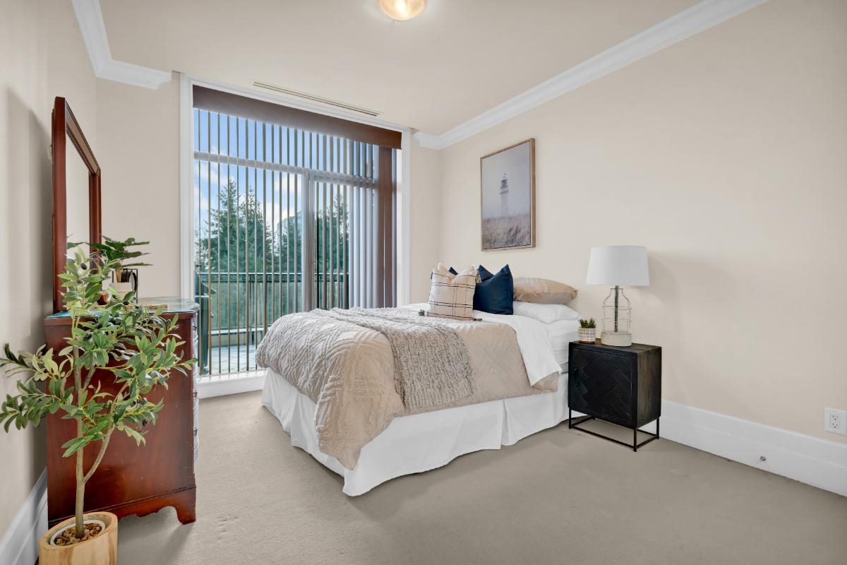 Laundry Room Photo of 401 568 Waters Edge Crescent, West Vancouver, BC