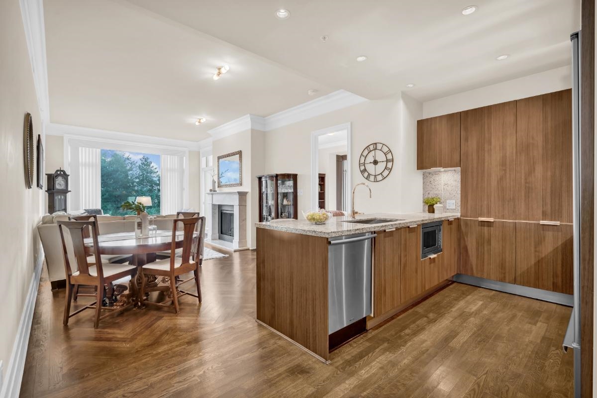 Pantry Photo of 401 568 Waters Edge Crescent, West Vancouver, BC