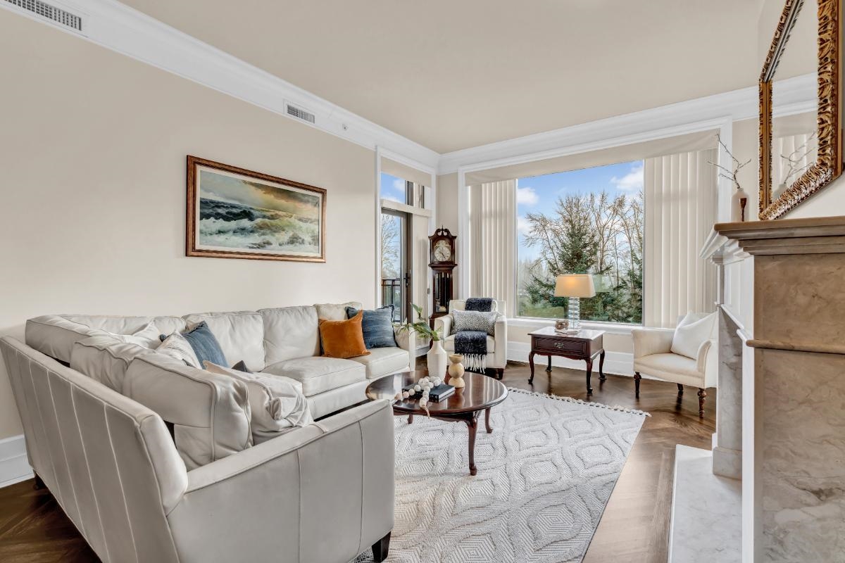 Primary Bathroom Photo of 401 568 Waters Edge Crescent, West Vancouver, BC