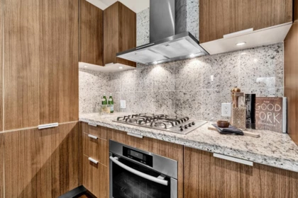 Kitchen Photo of 401 568 Waters Edge Crescent, West Vancouver, BC