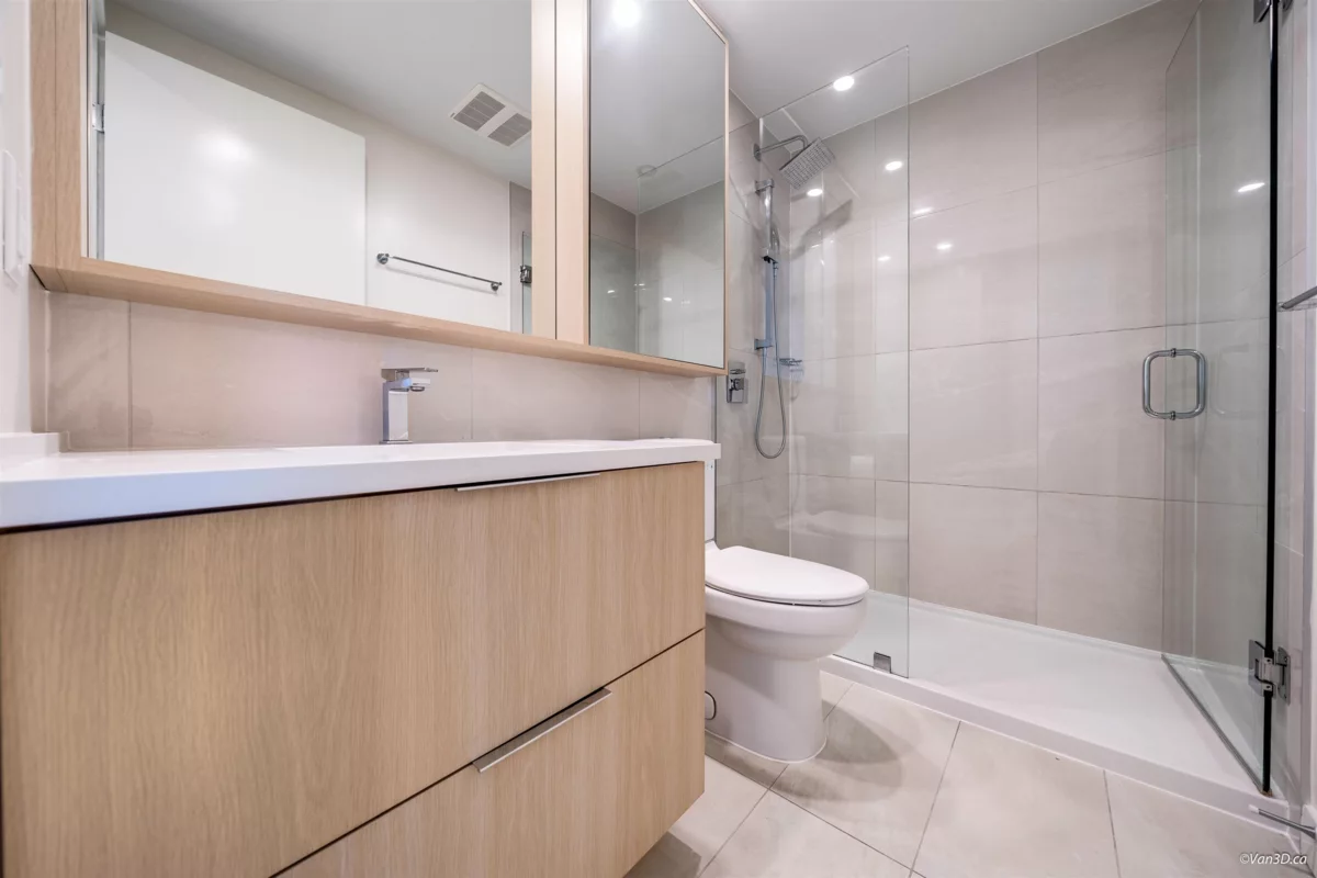 Basement Recreation Room Photo of 903 13318 104 Avenue, Surrey, BC