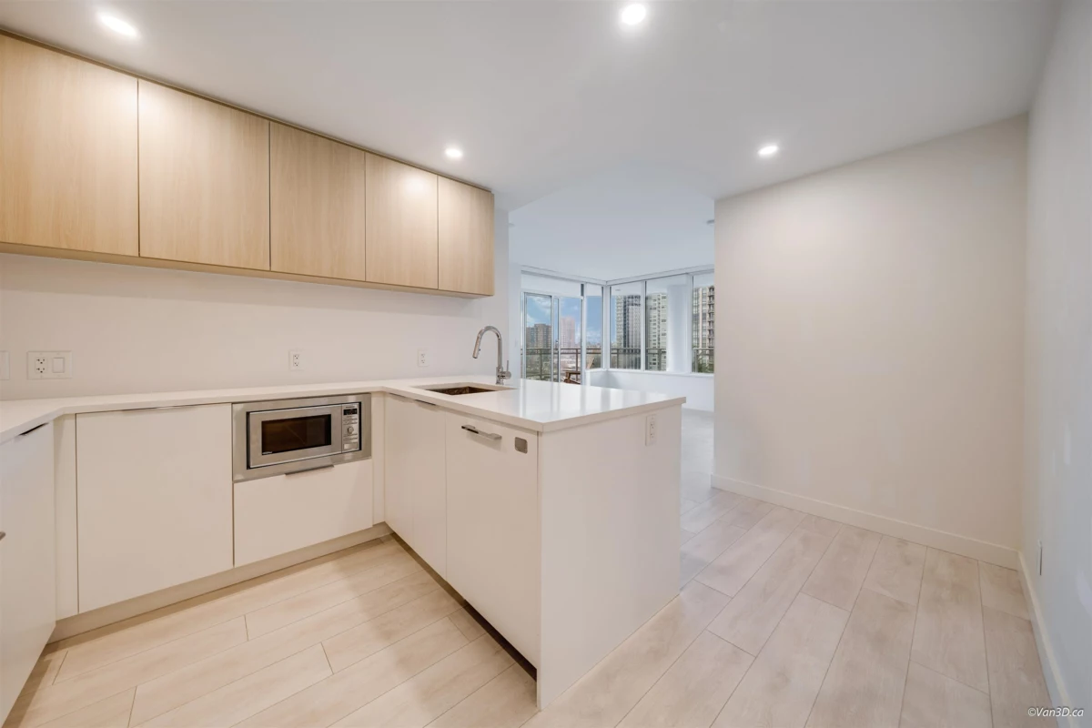 Breakfast Nook Photo of 903 13318 104 Avenue, Surrey, BC