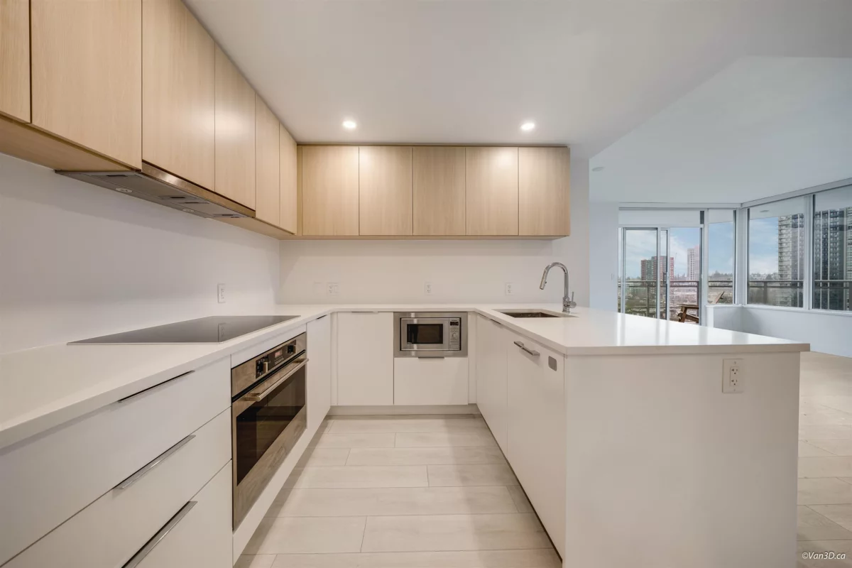 Pantry Photo of 903 13318 104 Avenue, Surrey, BC