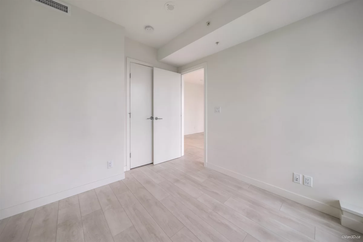 Powder Room Photo of 903 13318 104 Avenue, Surrey, BC
