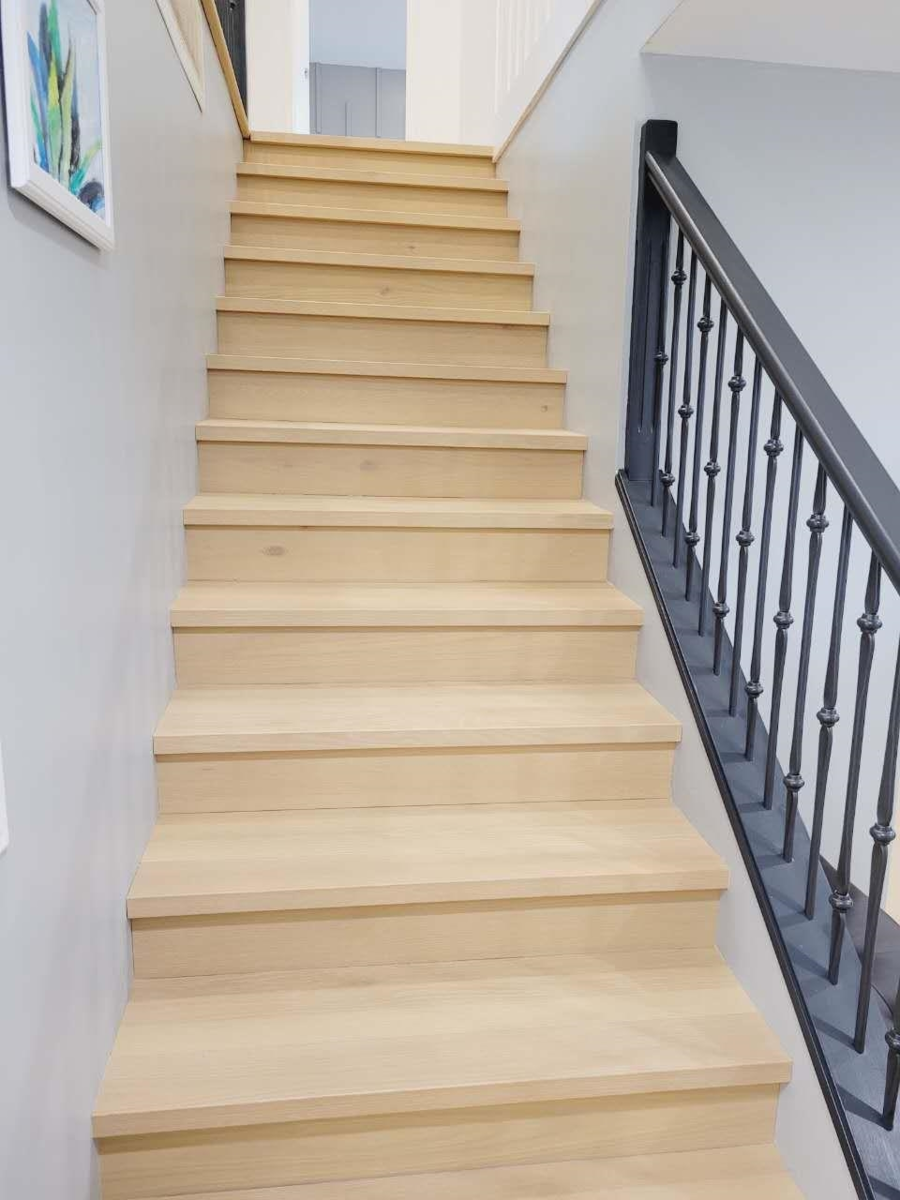 Swimming Pool Photo of 971 51a Street, Delta, BC