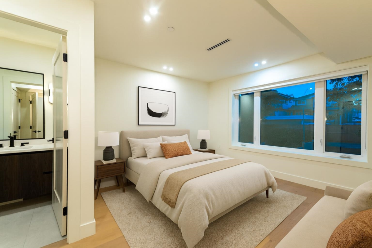 Primary Bedroom Photo of 2 773 E 61st Avenue, Vancouver, BC