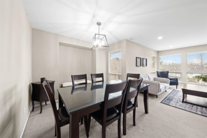 Breakfast Nook Photo of 30980 Brookdale Court, Abbotsford, BC