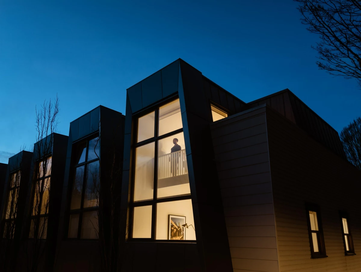 Exterior Front Photo of 5 6 W 17th Avenue, Vancouver, BC