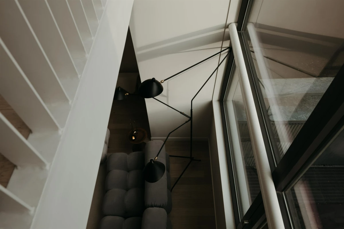 Staircase Photo of 5 6 W 17th Avenue, Vancouver, BC