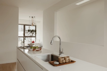 Guest Bathroom Photo of 5 6 W 17th Avenue, Vancouver, BC