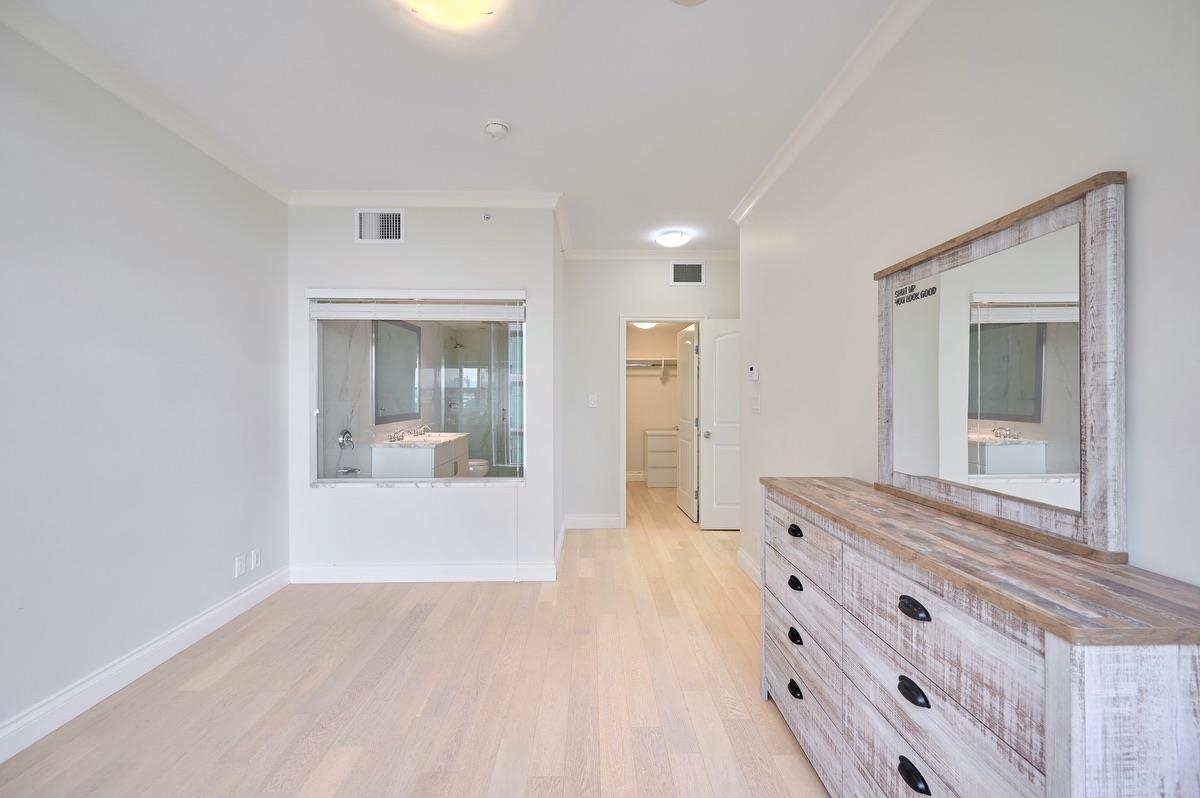 Primary Bathroom Photo of 401 199 Victory Ship Way, North Vancouver, BC