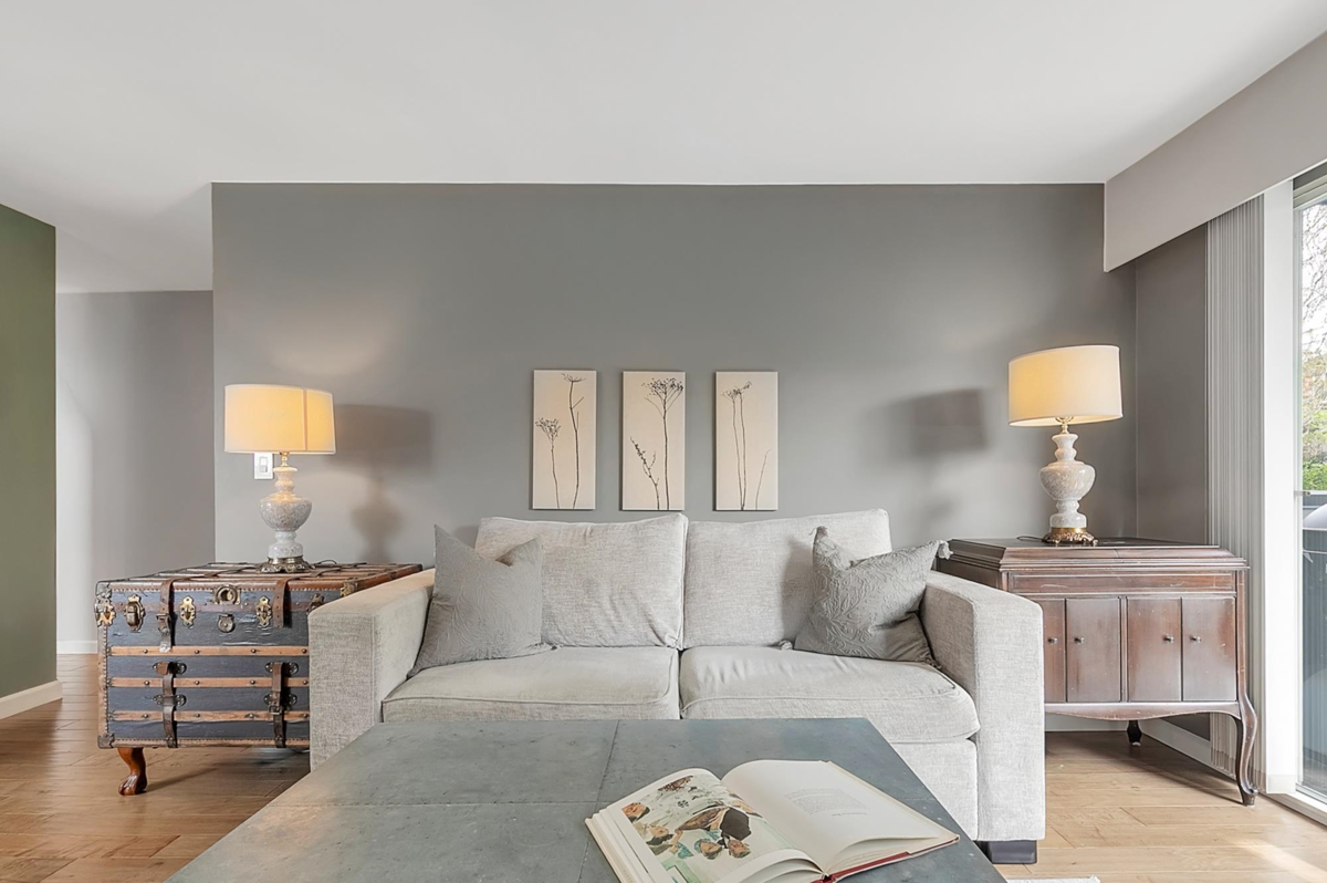 Dining Area Photo of 213 230 Mowat Street, New Westminster, BC