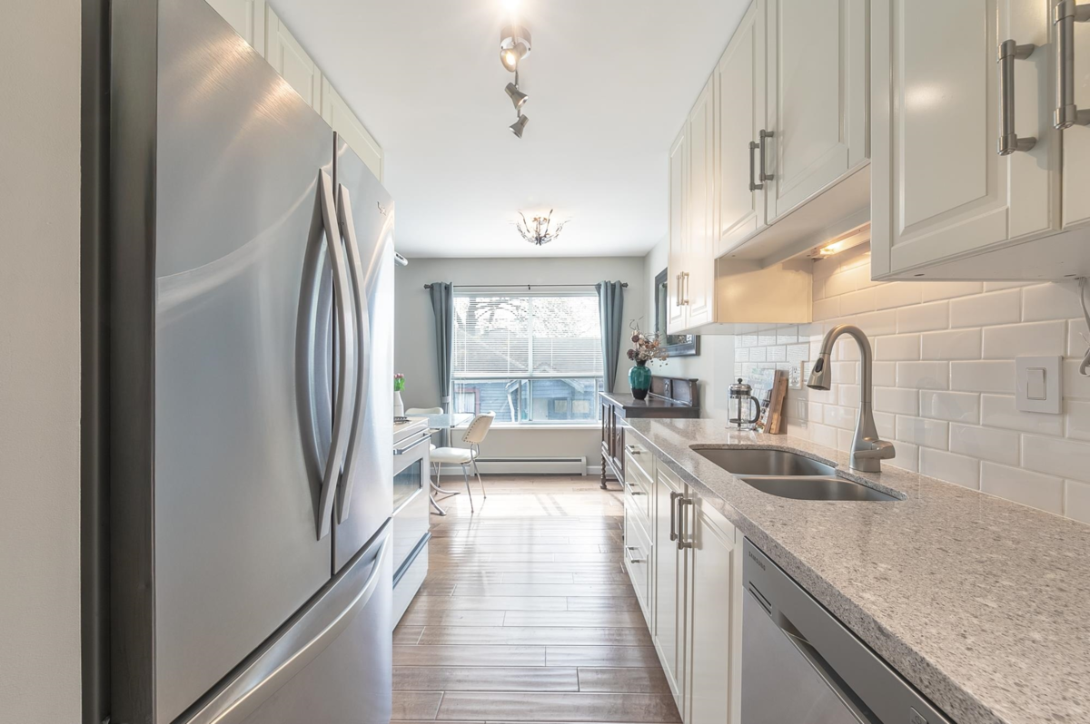 Guest Bathroom Photo of 213 230 Mowat Street, New Westminster, BC