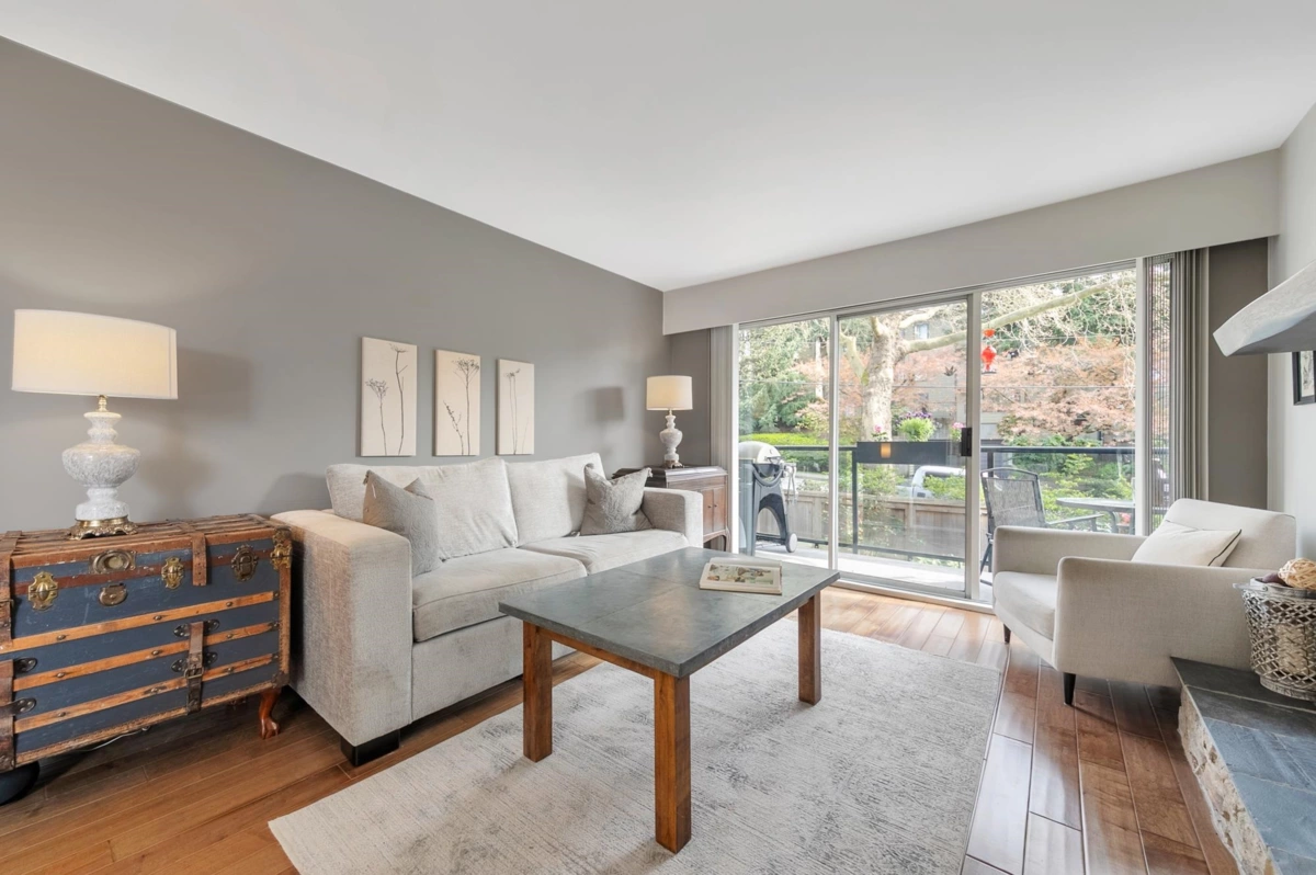 Living Room Photo of 213 230 Mowat Street, New Westminster, BC