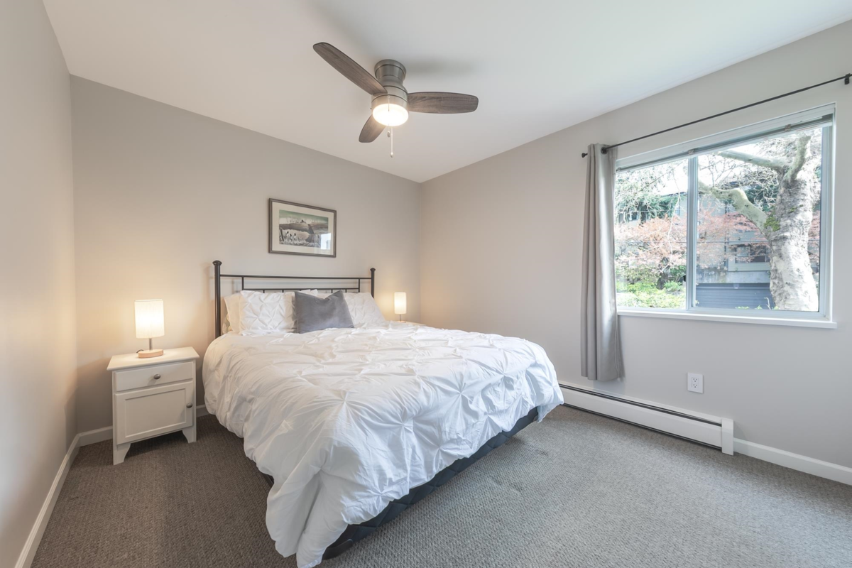 Mudroom Photo of 213 230 Mowat Street, New Westminster, BC