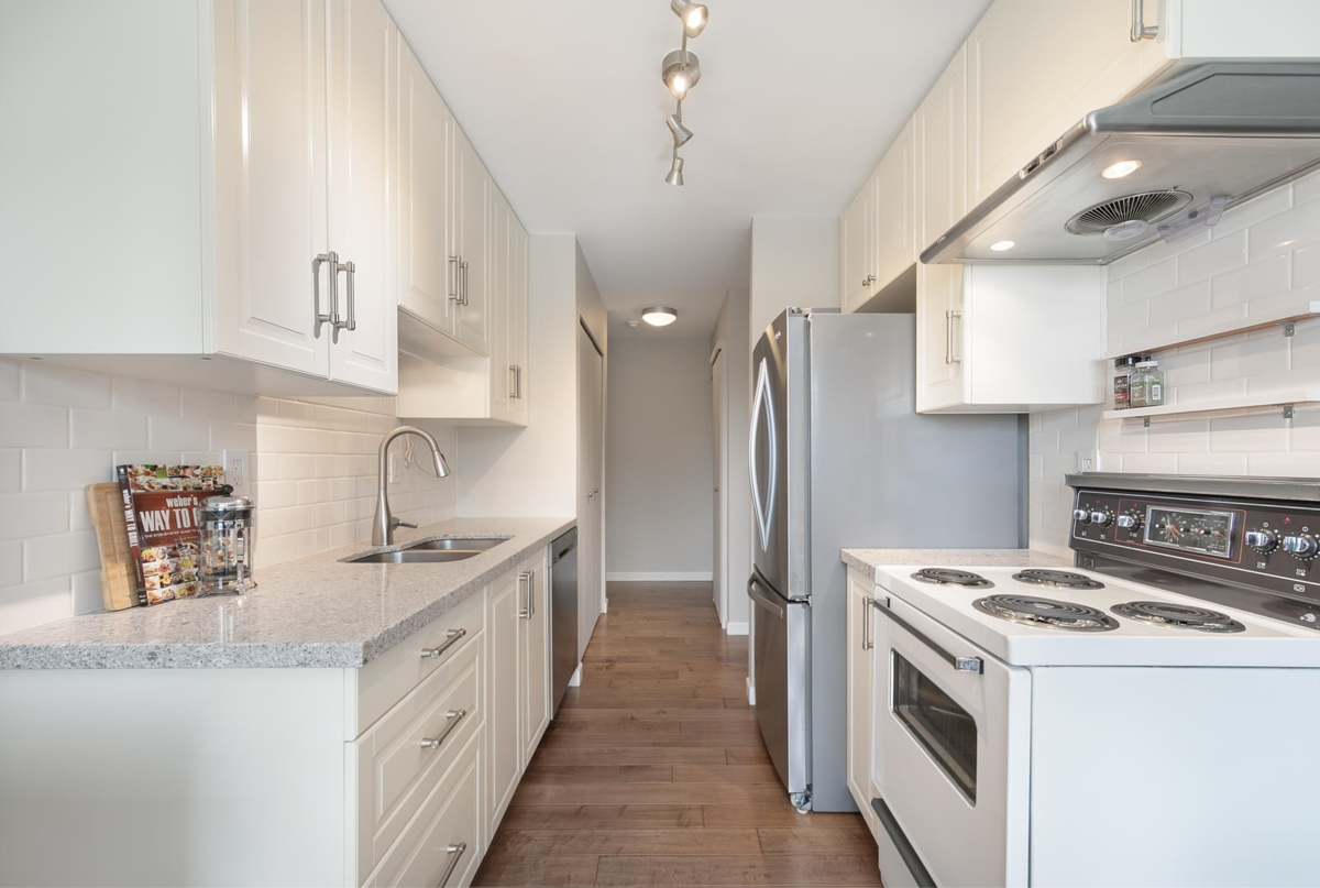 Office / Den Photo of 213 230 Mowat Street, New Westminster, BC