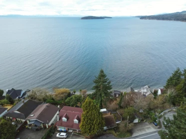 5225B Sunshine Coast Highway, Sechelt, BC, Sechelt — Single Family Residence for sale