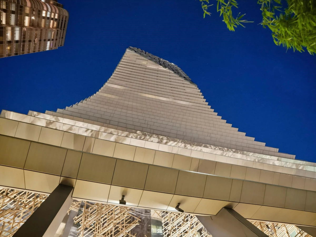 Fitness Center Photo Near 3902 1568 Alberni Street, Vancouver, BC