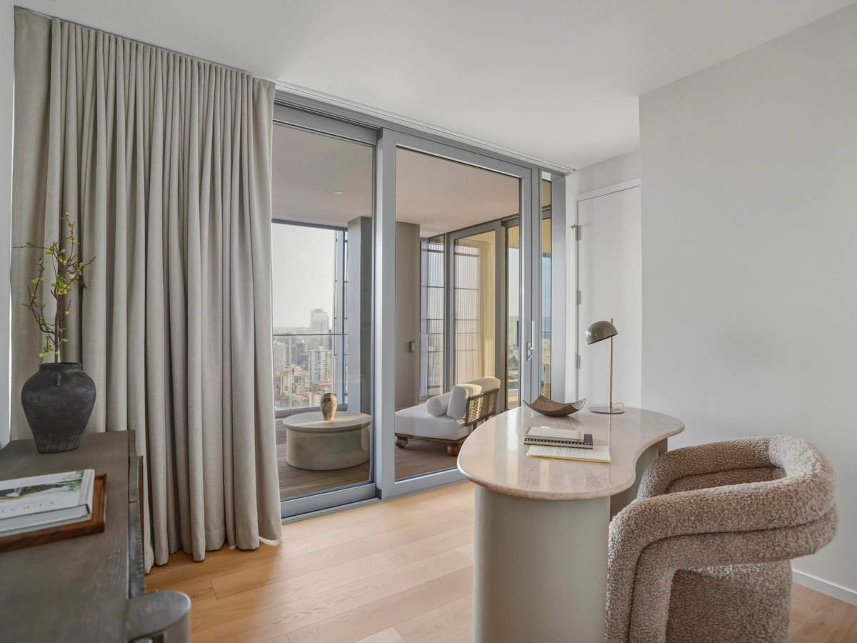 Laundry Room Photo of 3902 1568 Alberni Street, Vancouver, BC