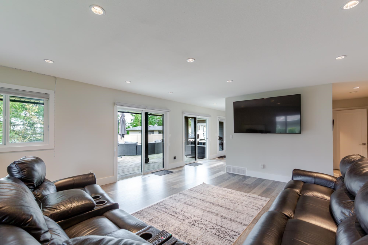 Hallway Photo of 19546 W 115b Avenue, Pitt Meadows, BC
