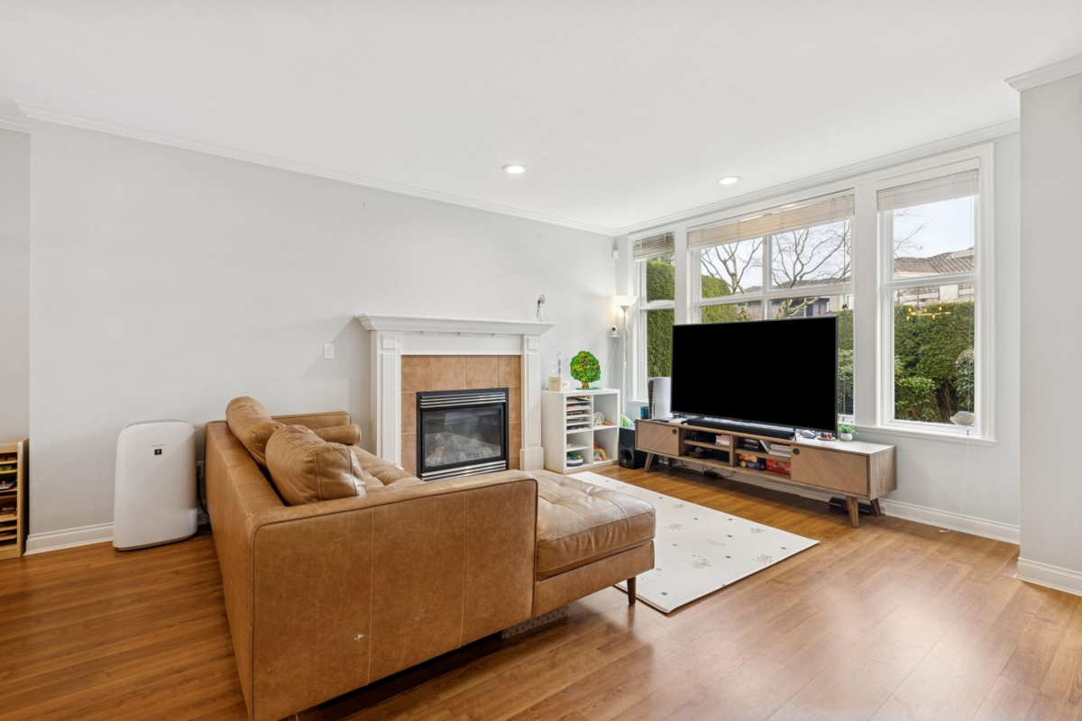 Dining Area Photo of 71 3088 Francis Road, Richmond, BC