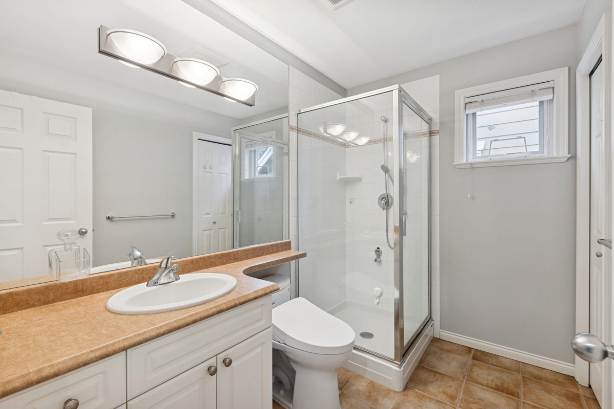 Mudroom Photo of 71 3088 Francis Road, Richmond, BC