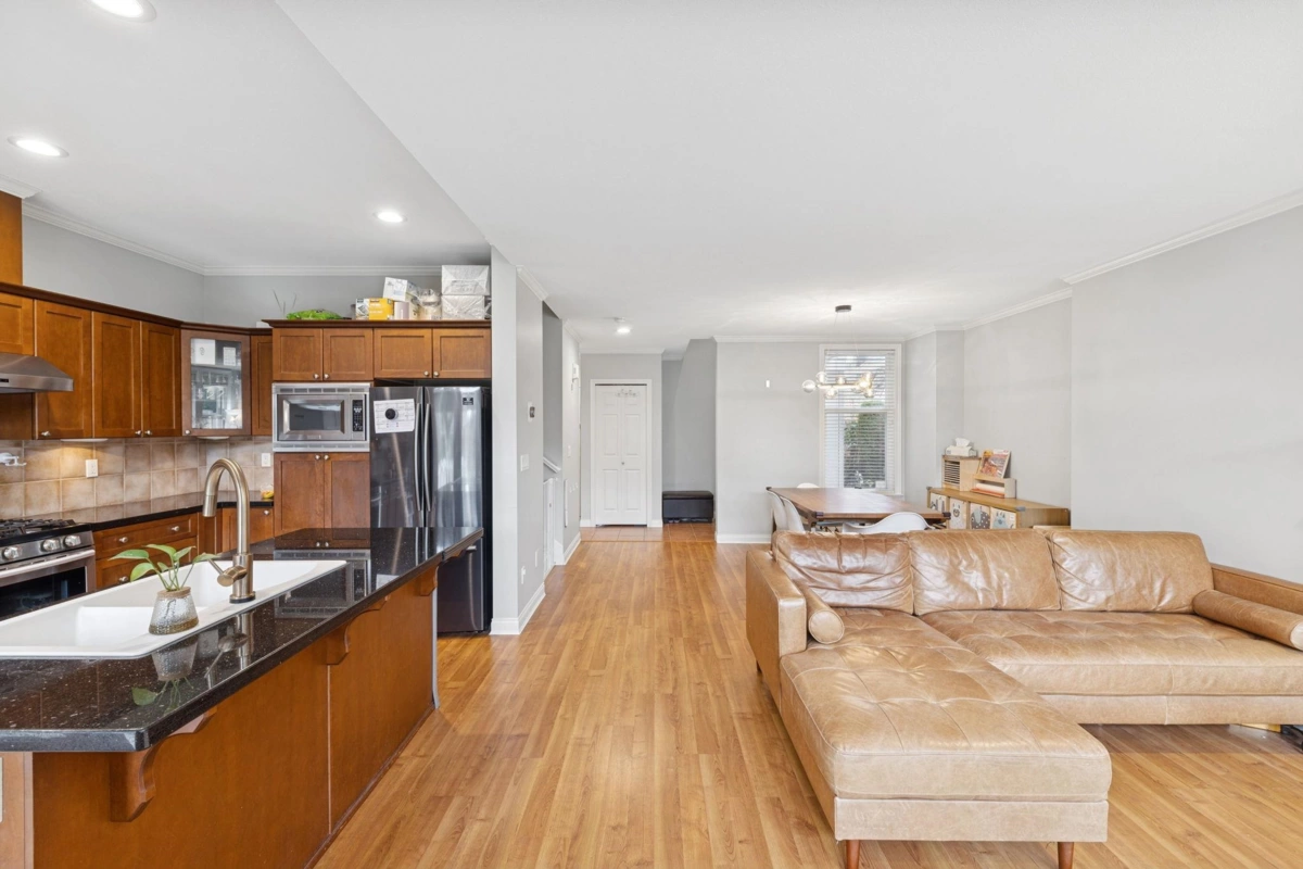 Primary Bathroom Photo of 71 3088 Francis Road, Richmond, BC
