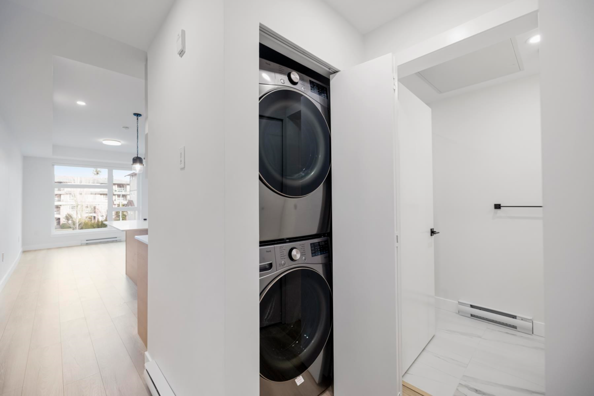 Pantry Photo of 203 15353 17 Avenue, Surrey, BC