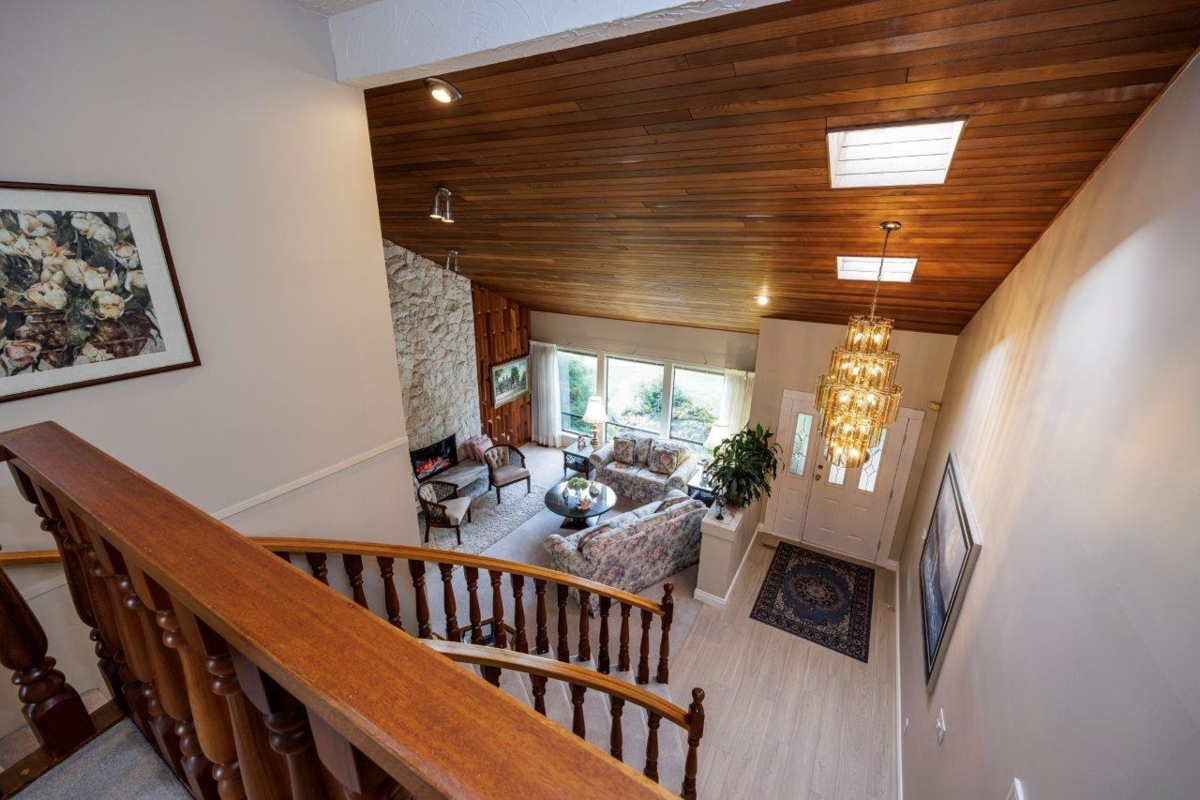 Loft / Bonus Room Photo of 6364 Parkview Place, Burnaby, BC