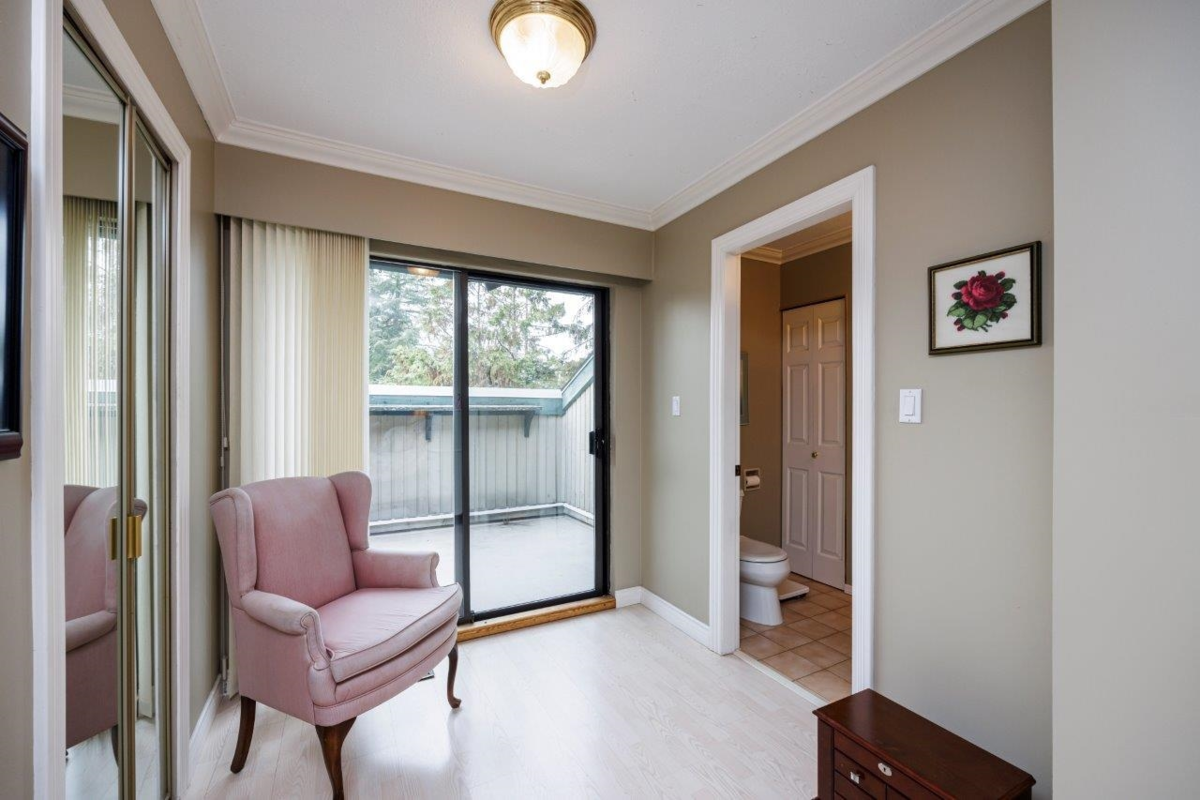 Mudroom Photo of 6364 Parkview Place, Burnaby, BC