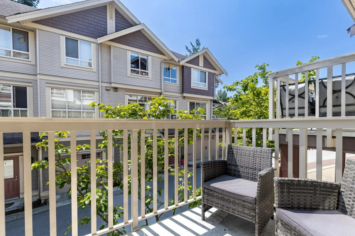 Breakfast Nook Photo of 52 19560 68 Avenue, Surrey, BC