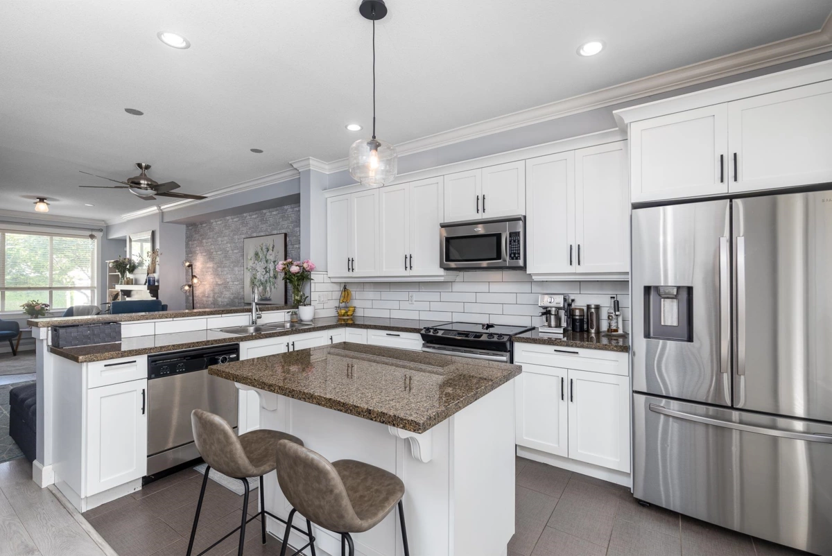 Kitchen Island Photo of 52 19560 68 Avenue, Surrey, BC