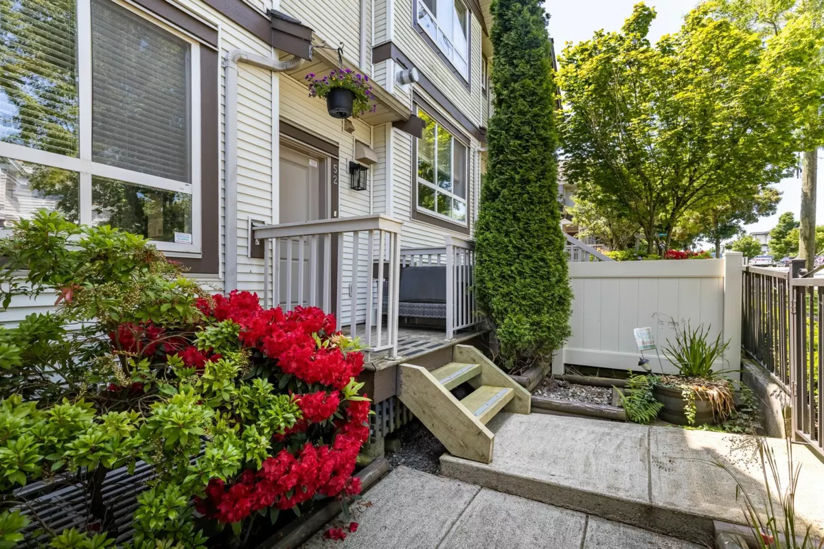 Staircase Photo of 52 19560 68 Avenue, Surrey, BC
