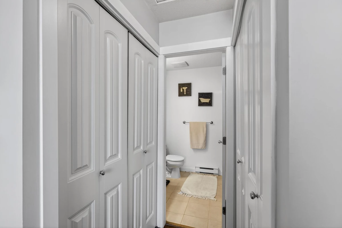 Office / Den Photo of 52 6852 193 Street, Surrey, BC