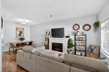 52 6852 193 Street, Surrey, BC