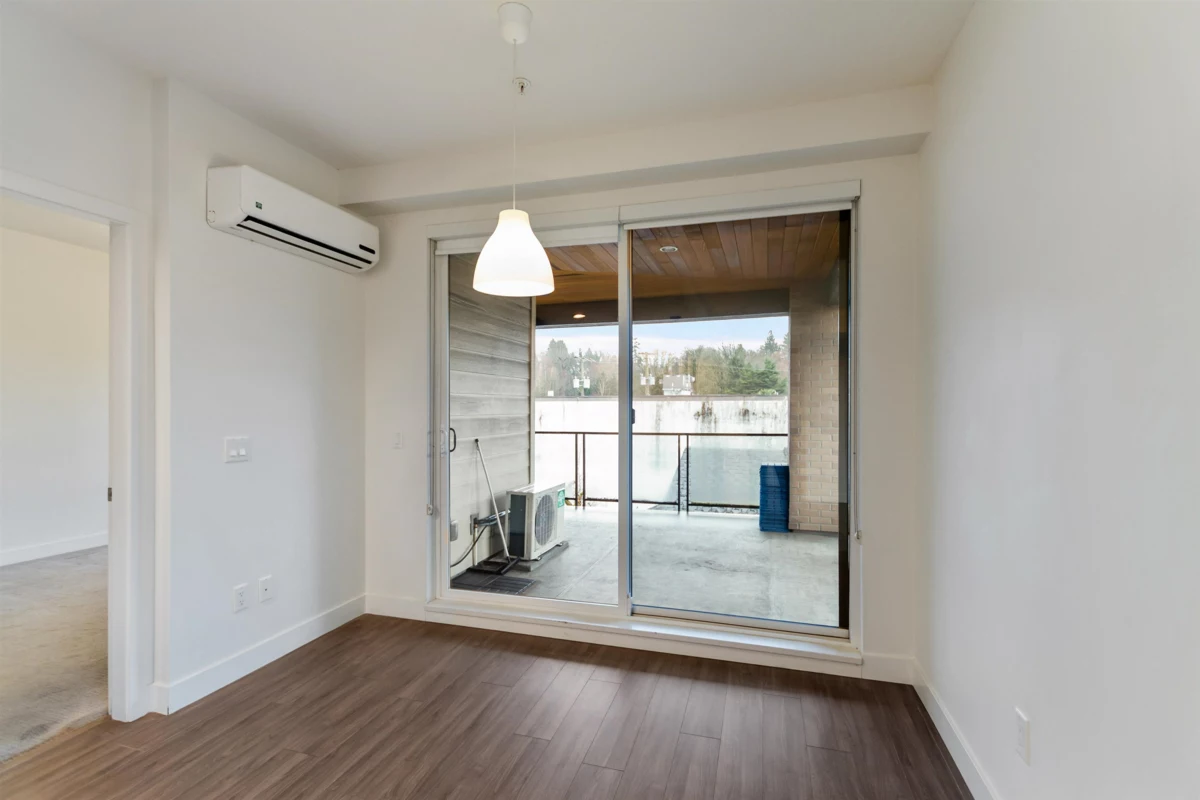 Kitchen Photo of 310 719 W 3rd Street, North Vancouver, BC