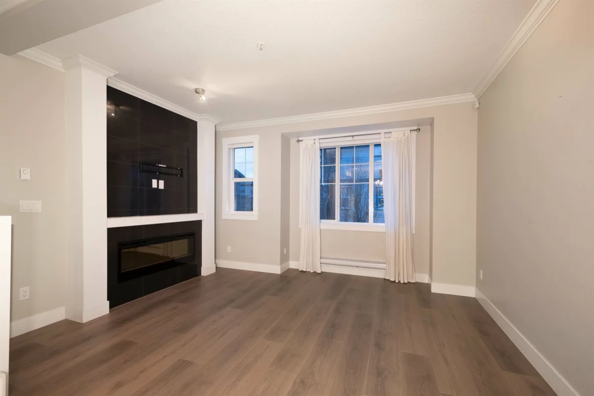 Kitchen Island Photo of 29 10151 240 Street, Maple Ridge, BC