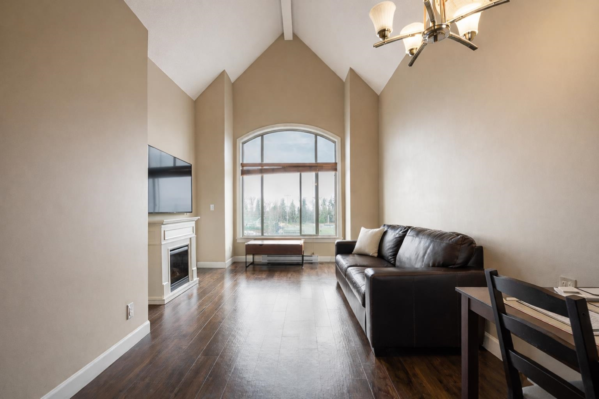 Breakfast Nook Photo of 417 8328 207a Street, Langley, BC