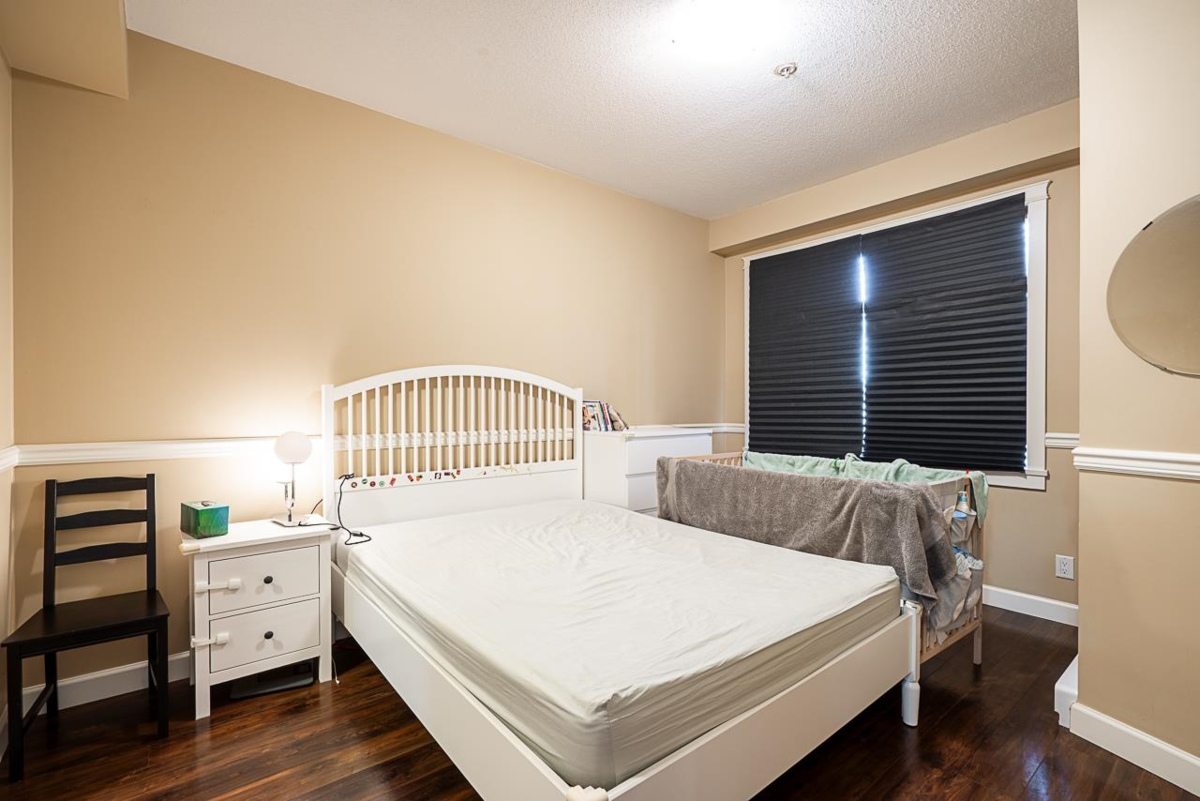 Powder Room Photo of 417 8328 207a Street, Langley, BC