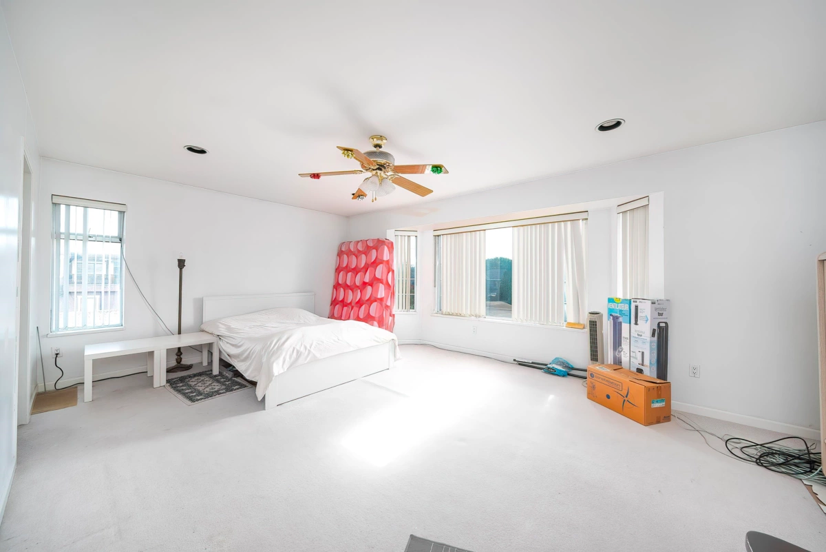 Entry Foyer Photo of 7000 No. 5 Road, Richmond, BC